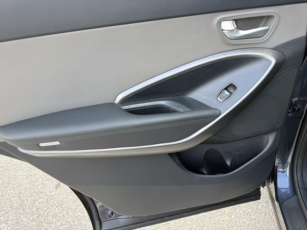 2018 Hyundai Santa Fe SE
