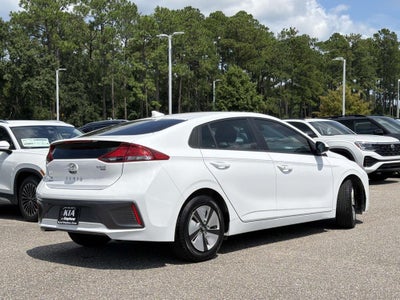 2022 Hyundai Ioniq Hybrid Blue