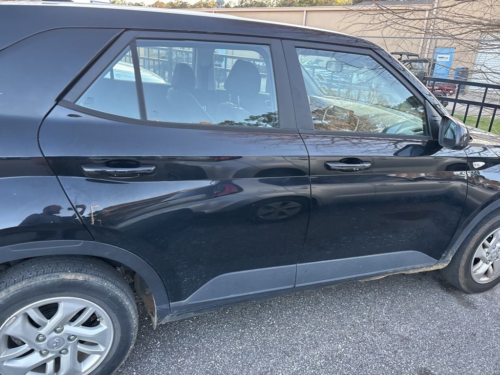 2022 Hyundai Venue SE