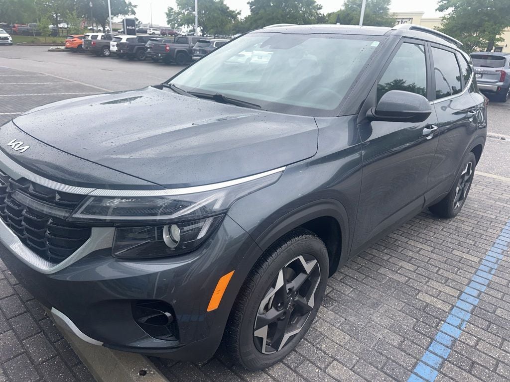 2025 Kia Seltos EX