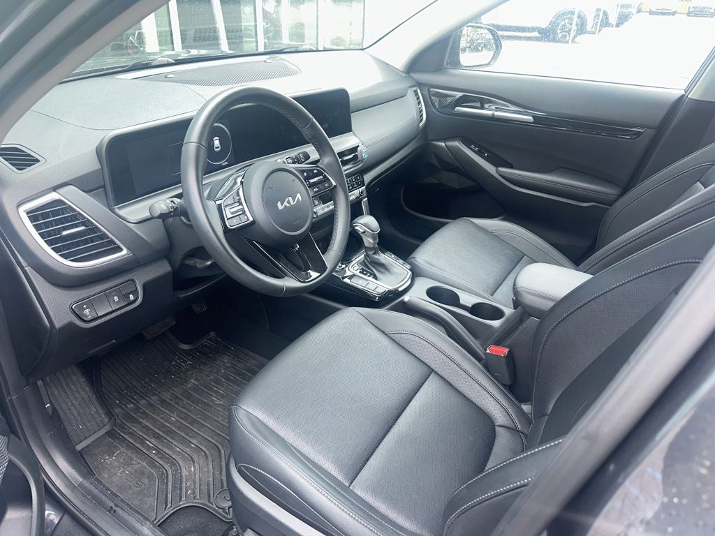 2025 Kia Seltos EX