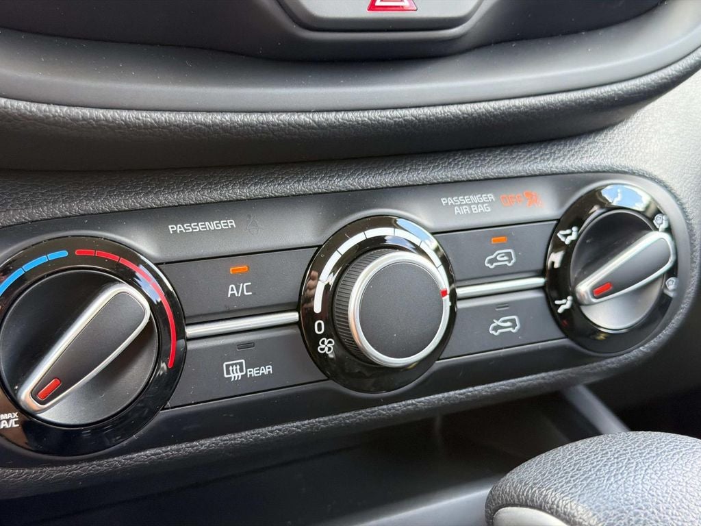 2025 Kia Soul LX Technology Package