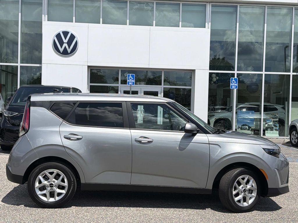2025 Kia Soul LX Technology Package