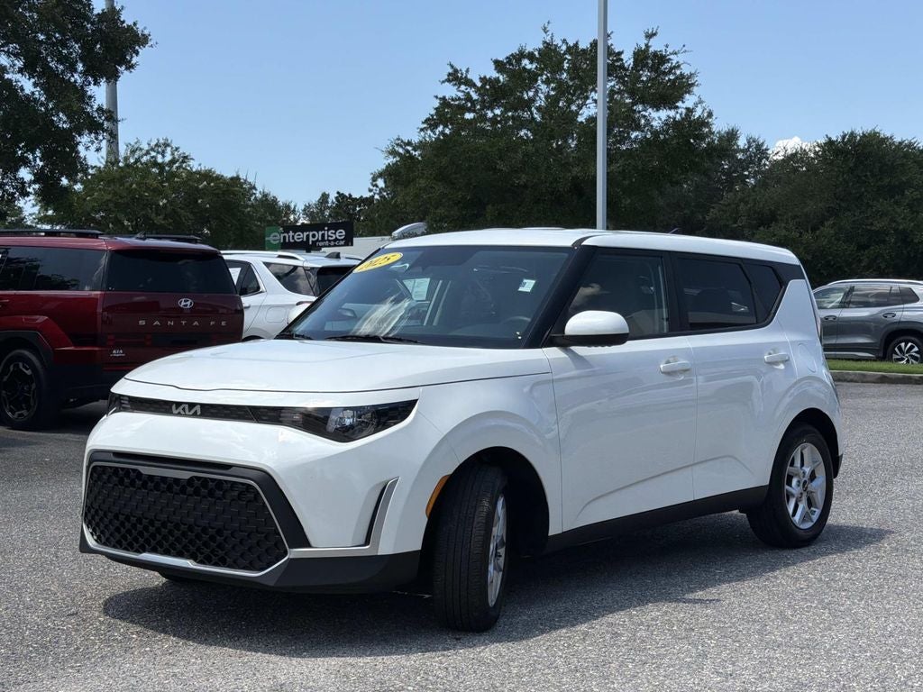 2025 Kia Soul LX Tech Package