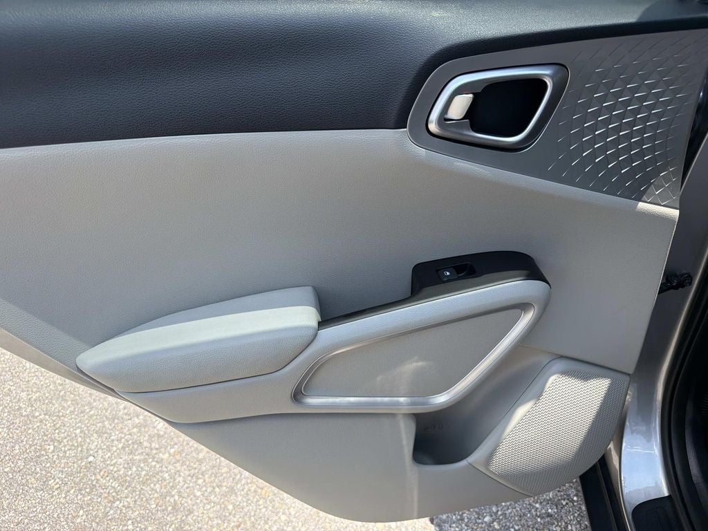 2025 Kia Soul LX Tech Package