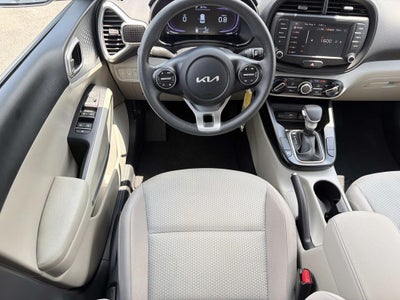 2025 Kia Soul LX Tech Package