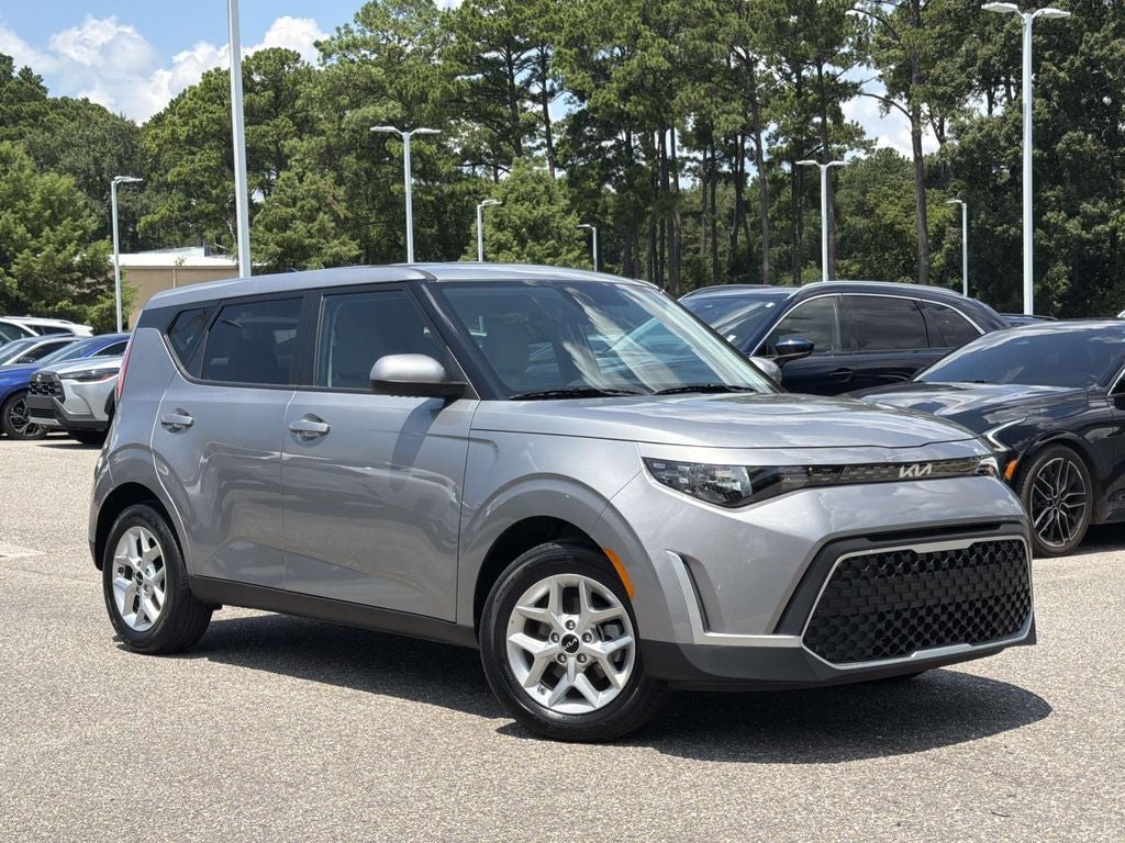 2025 Kia Soul LX Tech Package