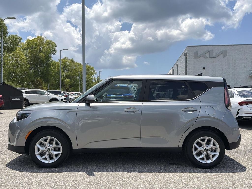 2025 Kia Soul LX Tech Package