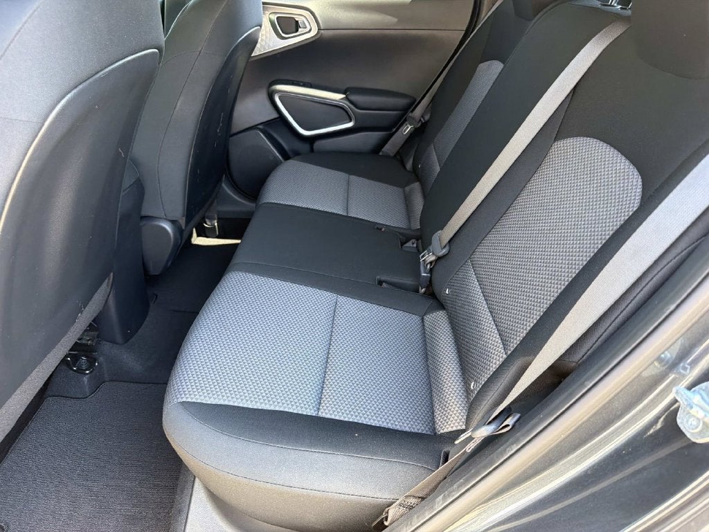2025 Kia Soul LX Technology Package