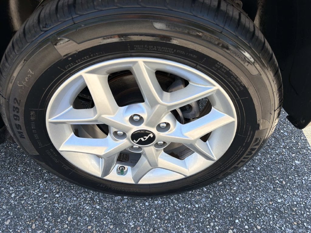2025 Kia Soul LX Technology Package