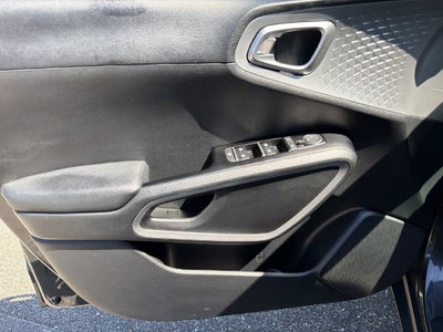 2025 Kia Soul LX Technology Package