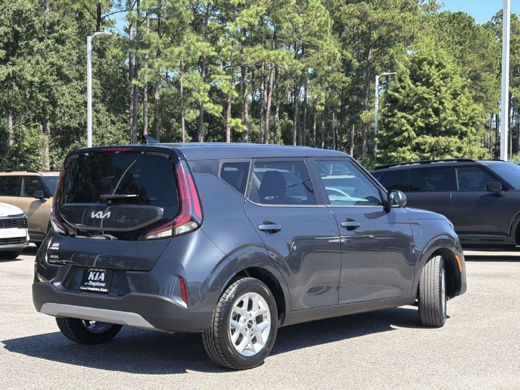 2025 Kia Soul LX Technology Package