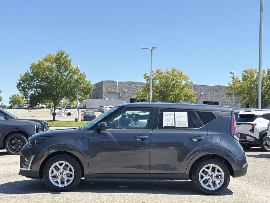 2025 Kia Soul LX Technology Package