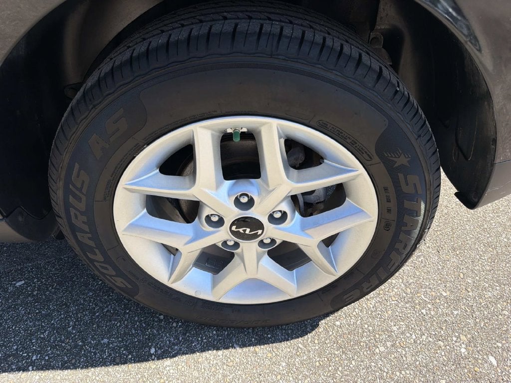 2025 Kia Soul LX Technology Package
