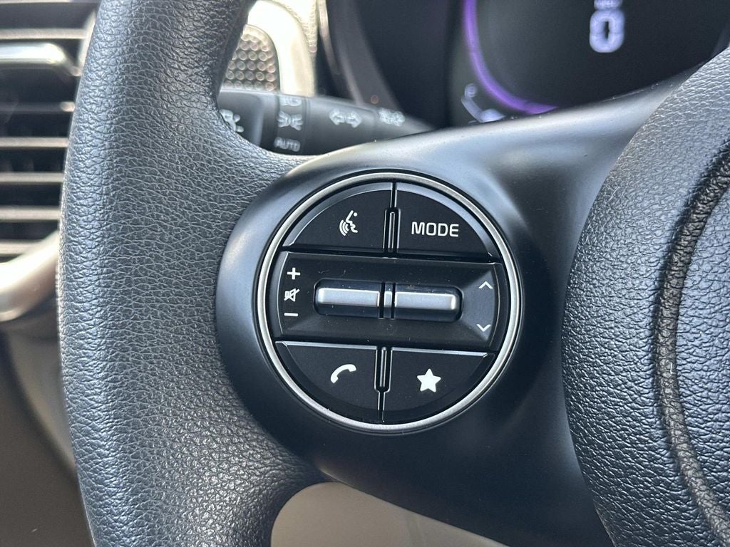 2025 Kia Soul LX Tech Package
