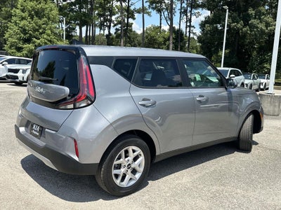 2025 Kia Soul LX Tech Package