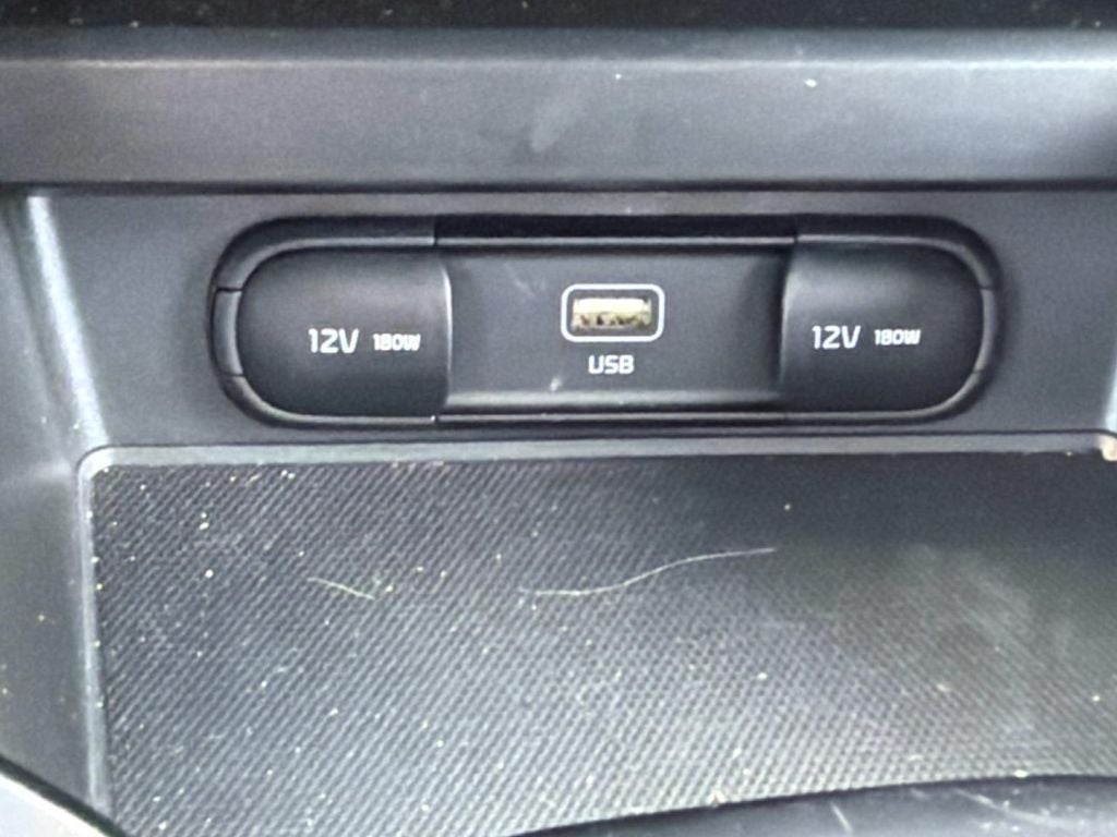 2025 Kia Soul LX Technology Package