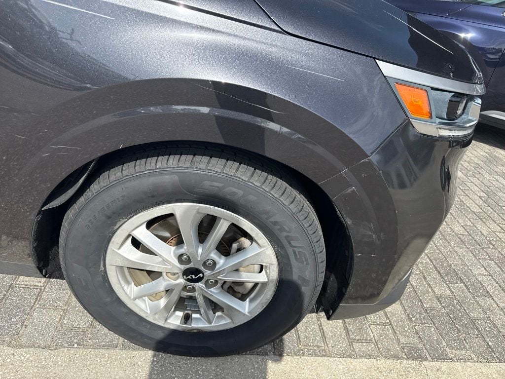 2022 Kia Carnival LXS