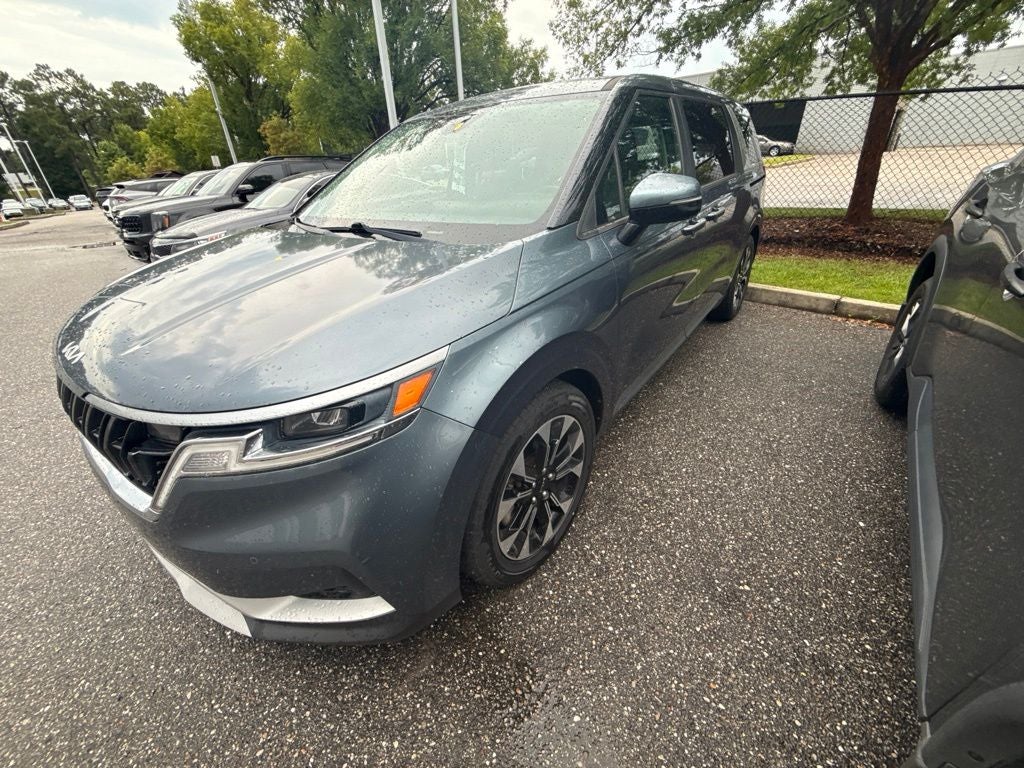 2022 Kia Carnival EX