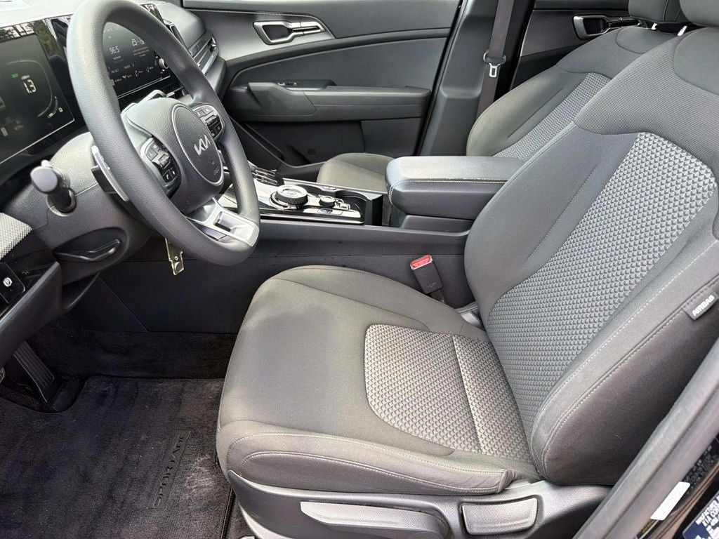 2025 Kia Sportage Hybrid LX