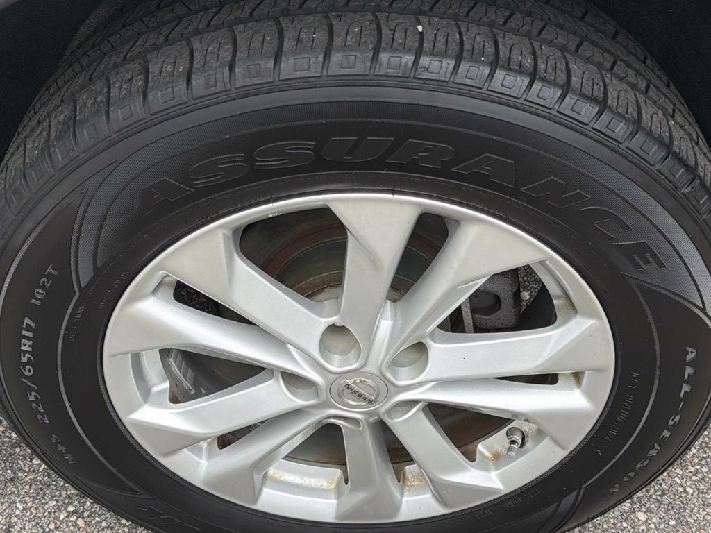 2015 Nissan Rogue SV