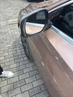 2017 INFINITI QX30 Premium