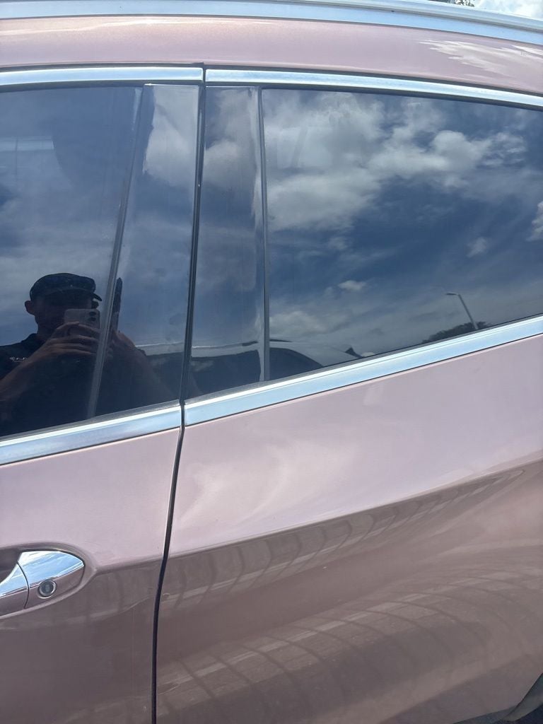 2017 INFINITI QX30 Premium