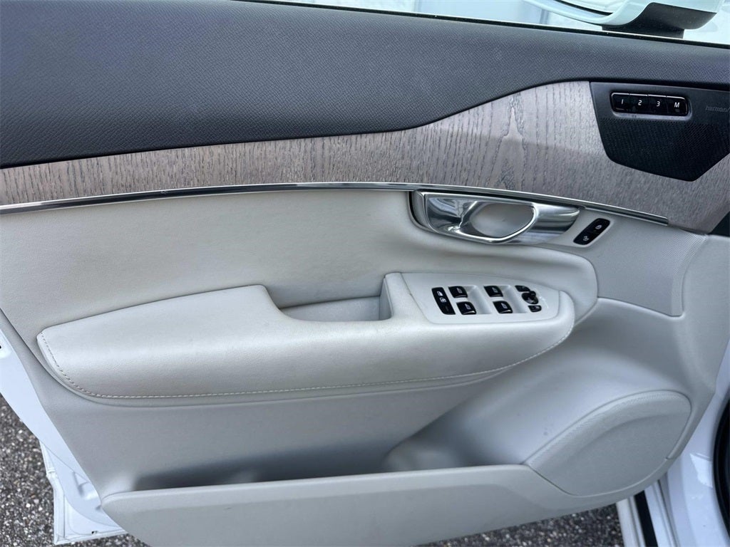 2023 Volvo XC90 B6 Plus 7-Seater