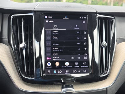 2022 Volvo XC60 B6 Inscription