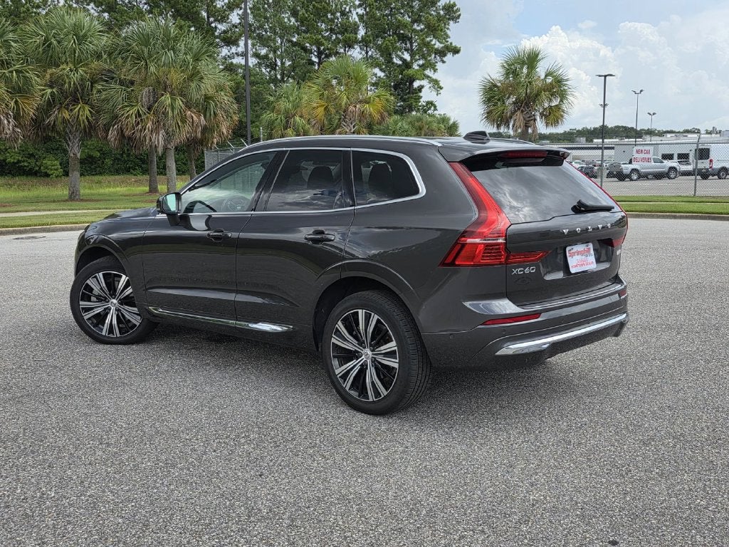 2022 Volvo XC60 B6 Inscription