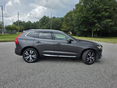 2022 Volvo XC60 B6 Inscription