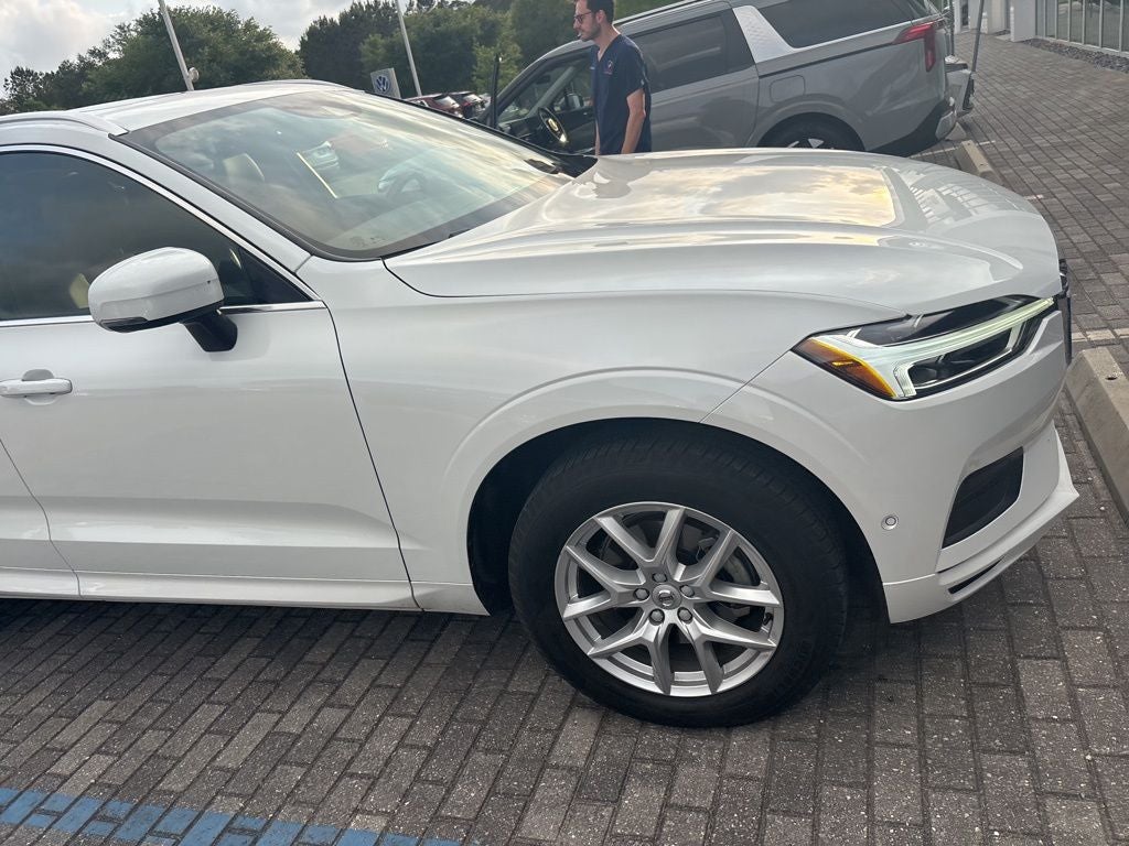 2018 Volvo XC60 T5 Momentum